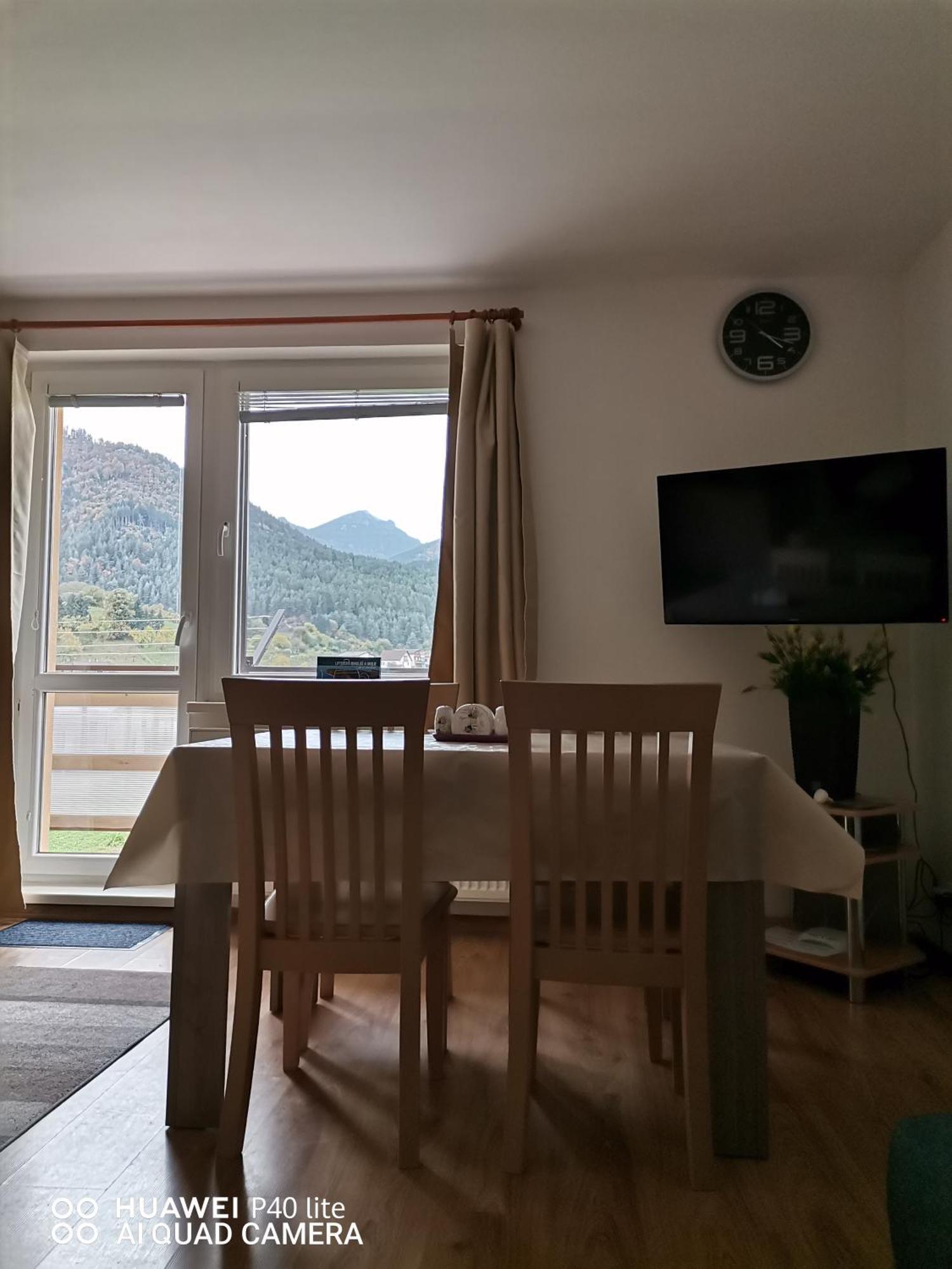 Apartman Family S Vyhladom Na Choc Lúčky Екстериор снимка